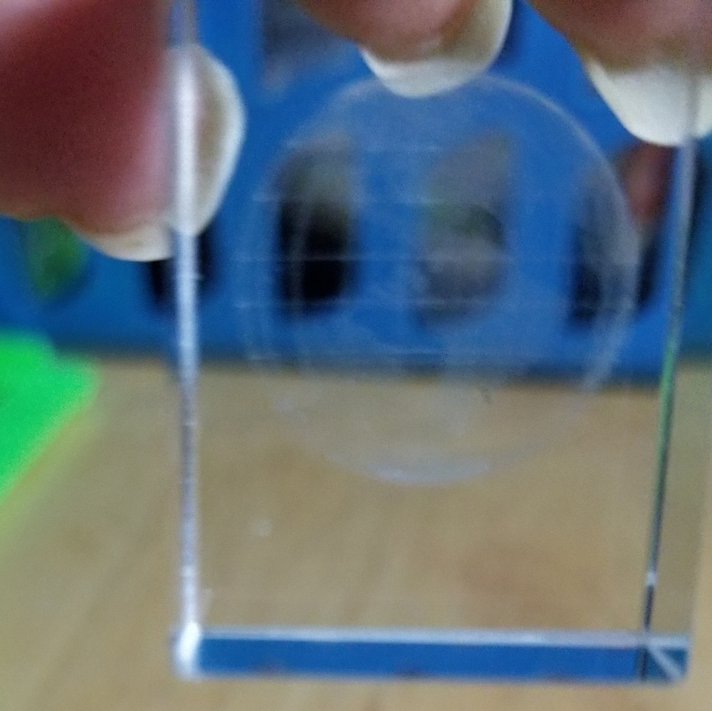 Crystal Earth LED Light Keychain - Picture 9 of 16